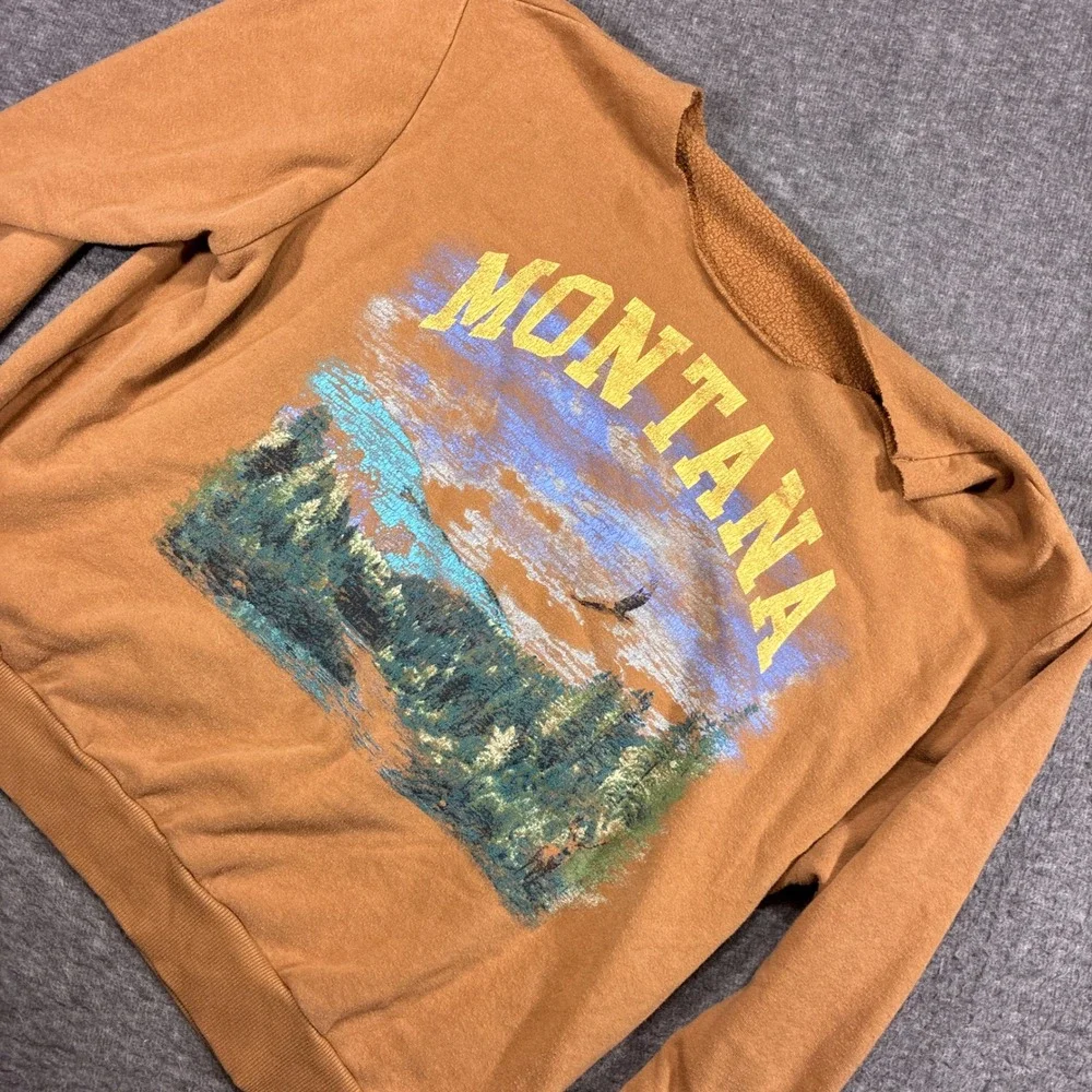 Baggy Montana Graphic Sweatshirt Womens XL Brown Distressed Raw Neck - Picture 1 of 10